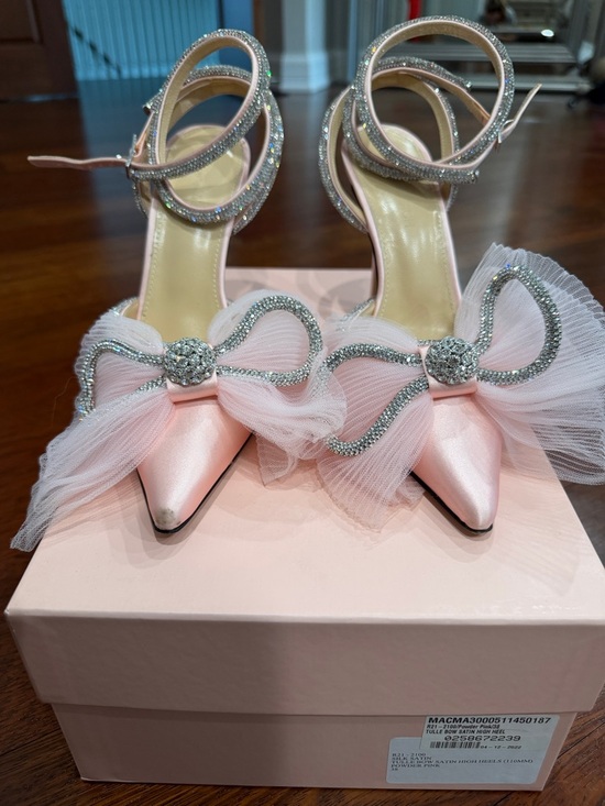 MACH & MACH Shoes - Mach & Mach Pink Satin Bow Pumps